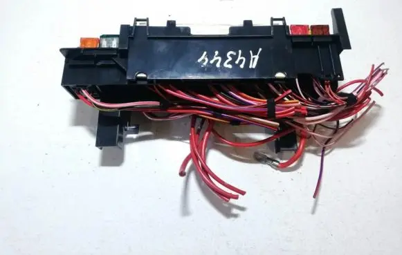 Mercedes-Benz A W168 Fuse box set 1685462143