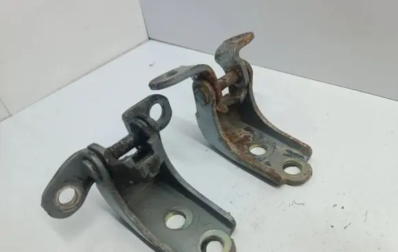Honda Jazz Front door hinge set 