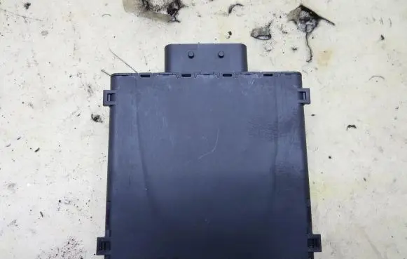 Audi Q5 SQ5 Voltage converter/converter module 8K0959663B