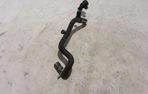 Volvo XC90 Engine coolant pipe/hose 31368319