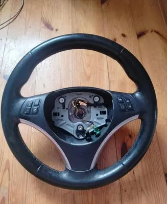 BMW 1 E81 E87 Steering wheel 6769894 3369E871 306617099E06AD