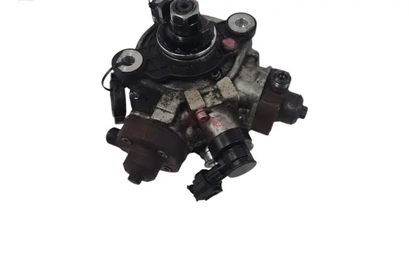 Volvo V60 Fuel injection high pressure pump 0445010681 31372081
