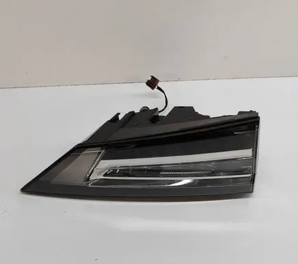 Nissan Qashqai J12 Tailgate rear/tail lights 26555HN21A