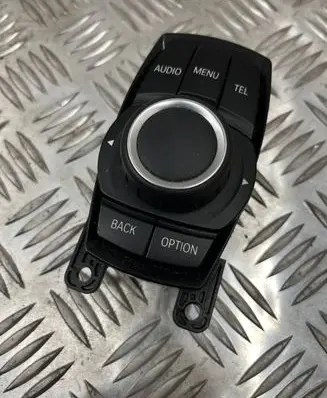 BMW 2 F46 Head unit multimedia control 9381678 033623202 2315000223932006