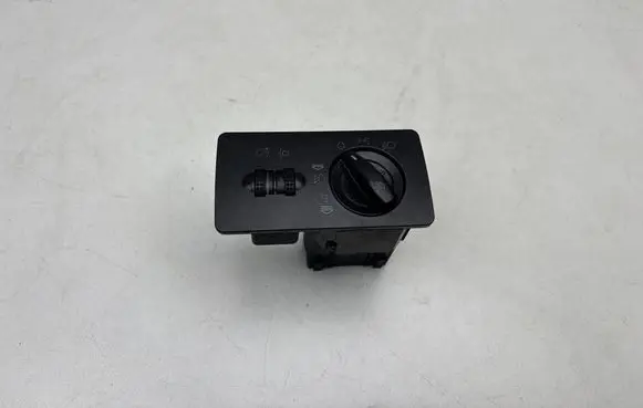 Skoda Fabia Mk1 (6Y) Light switch 114263