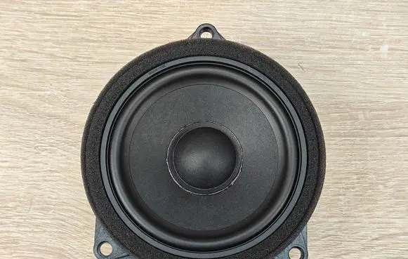 BMW X5 G05 Front door speaker 2622518