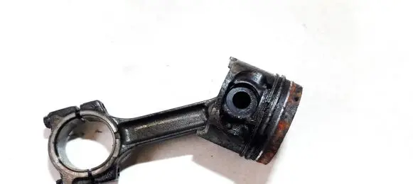 Renault Clio II Piston with connecting rod