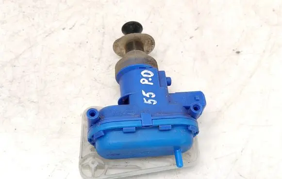 Audi 80 90 S2 B4 Central locking vacuum pump 893862153C 893862123