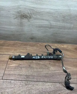 Volkswagen Golf VI Fuel main line pipe R03L125A
