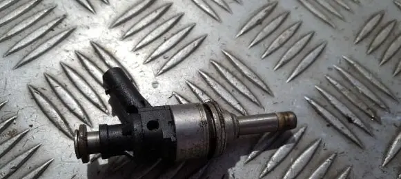 Audi A7 S7 4G Fuel injector 06e906036h 104390-504