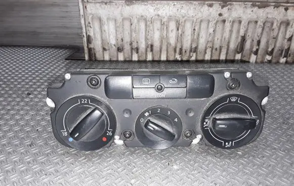 Volkswagen Caddy Climate control unit