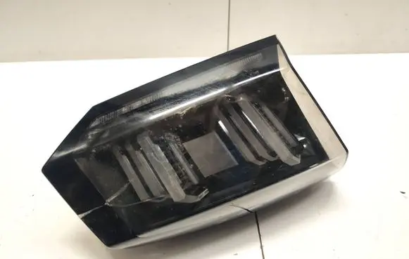 Peugeot 5008 Rear/tail lights 9836231880 82160101