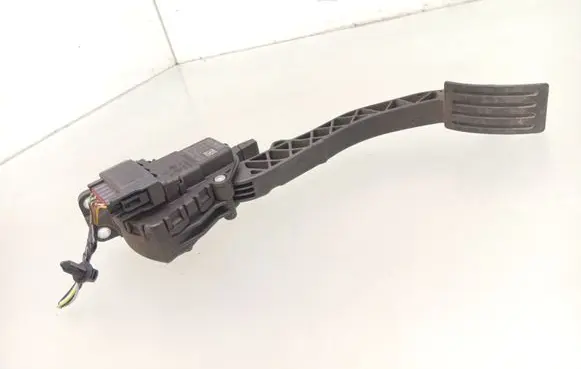 Ford Kuga I Accelerator throttle pedal 3M519F836BH