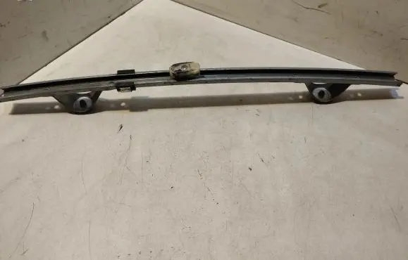 Opel Astra H Front door windshield rail 13100541