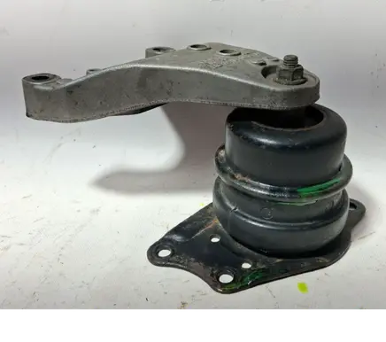 Volkswagen Polo Engine mounting bracket 6Q0199185D