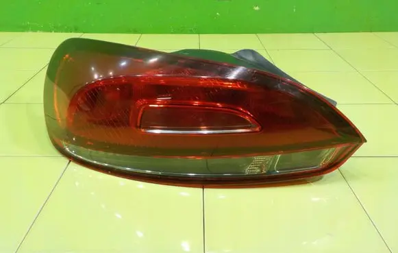 Volkswagen Scirocco Rear/tail lights 1K8945095G