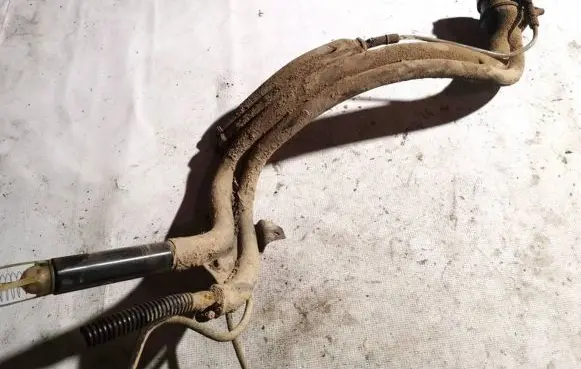 Seat Alhambra (Mk1) Fuel tank filler neck pipe 7m0201129