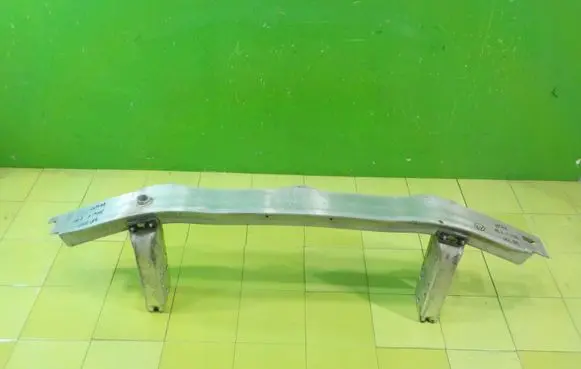 BMW 1 F20 F21 Front bumper support beam PRZOD