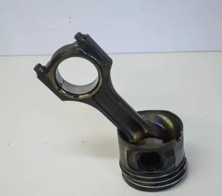 BMW 5 E60 E61 Piston 084088