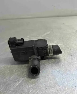 Mercedes-Benz SL R230 Coolant heater control valve A2308300064