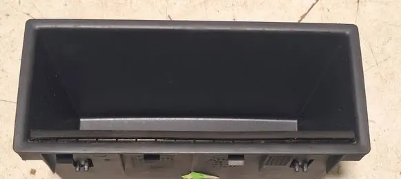 Audi Q7 4L Glove box central console 4L0863351 8103771 07XX