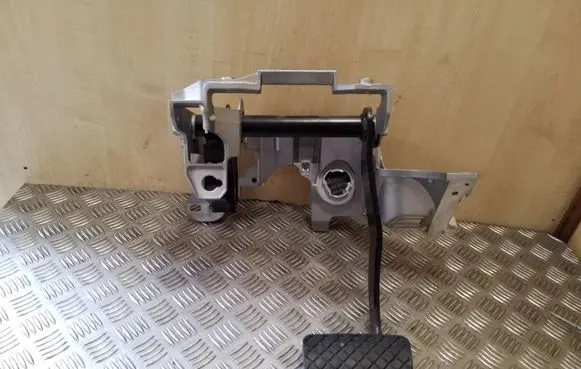 Audi A5 8T 8F Brake pedal 8K2723140A 8K2721117