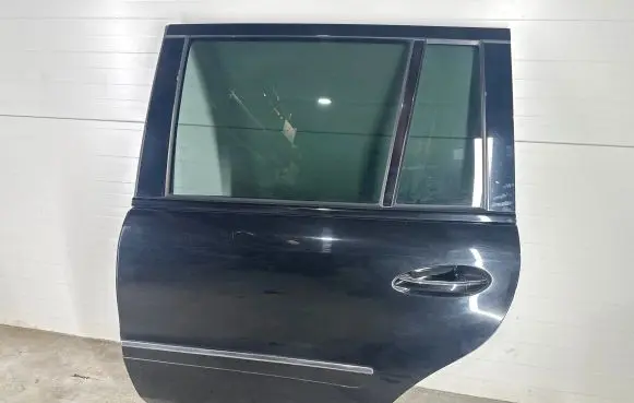 Mercedes-Benz GL X164 Rear door 
