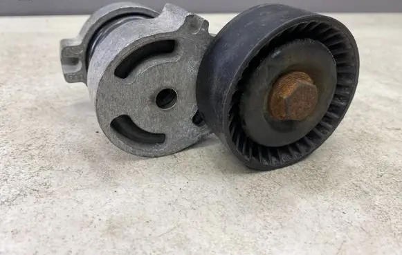 BMW 3 E46 Alternator belt tensioner 65352