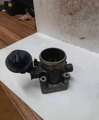 KIA Ceed Throttle valve 35100
