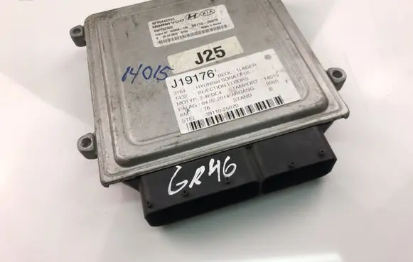 Hyundai Sonata Engine control unit/module 3911025070
