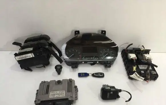 Ford Fiesta Engine ECU kit and lock set HA6A12B684N