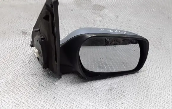Mazda 2 Front door electric wing mirror E9014202