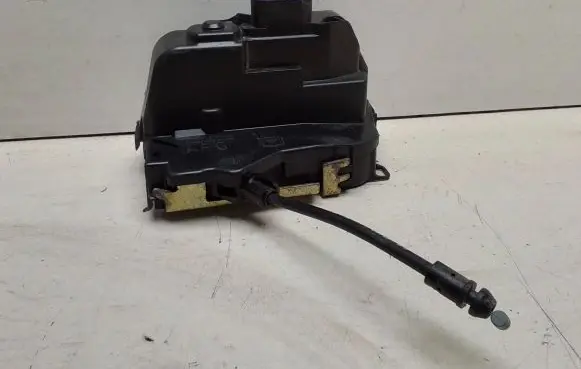 Renault Laguna II Rear door lock 000657Z98