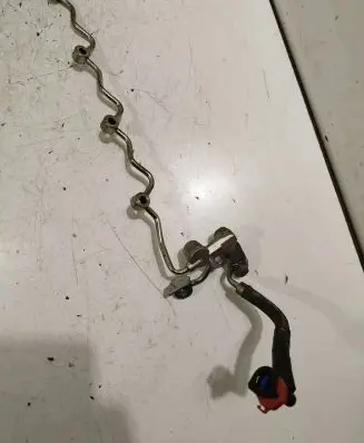Toyota Avensis T270 Fuel return line/hose 