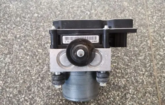 Fiat 500E ABS Pump 0265252464AA 68073251AH 0265952127