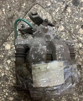 Renault Megane II Rear brake caliper