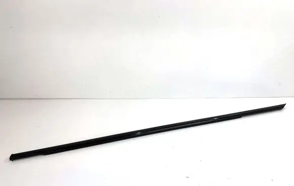 Citroen DS5 Front door windshield rail 
