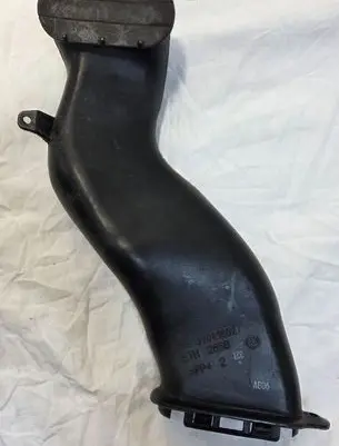Opel Astra K Intercooler air guide/duct channel 39041662