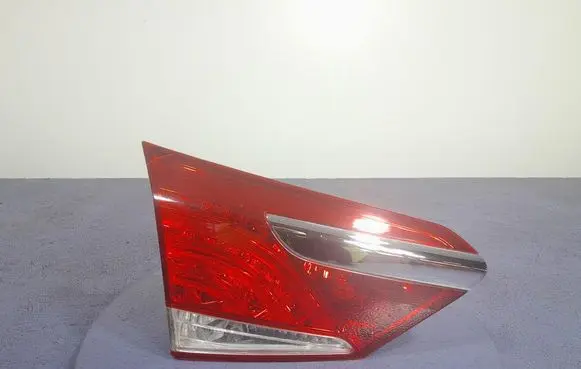 Hyundai i40 Rear/tail lights 92403-3Z001