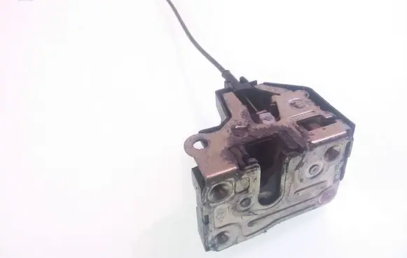 Renault Megane I Front door lock
