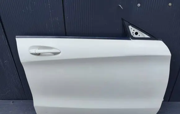 Mercedes-Benz CLA C117 X117 W117 Front door CLA117DRZWIPRAWE