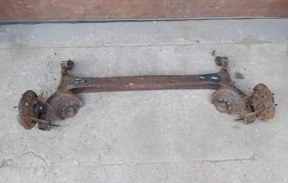 Toyota Yaris Rear axle beam 