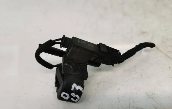 Mercedes-Benz E W211 Windshield washer spray nozzle BR211