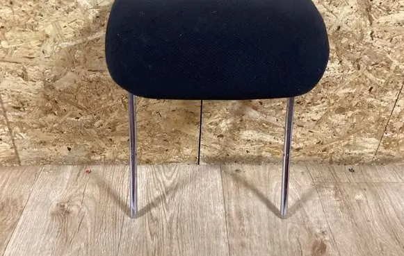 Opel Zafira A Rear seat headrest 