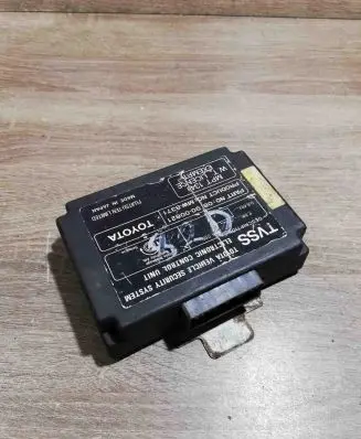 Toyota Hilux (N80, N90, N100, N110) Other control units/modules 0819000821