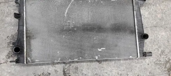 Renault Megane III Coolant radiator