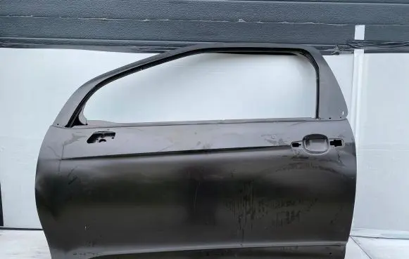 Citroen DS3 Front door 9800008280