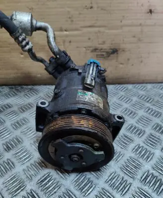 Opel Insignia A Air conditioning (A/C) compressor (pump) 0195371863 13232305