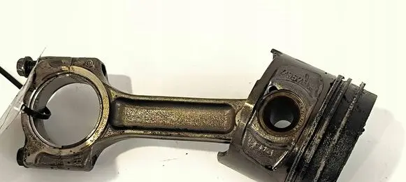 Renault Megane IV Piston with connecting rod 7657H