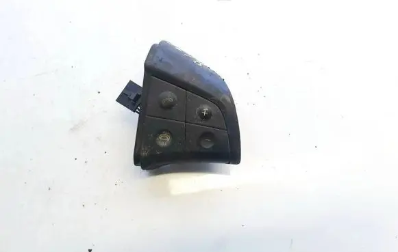 Mercedes-Benz B W245 Steering wheel buttons/switches a1648207910